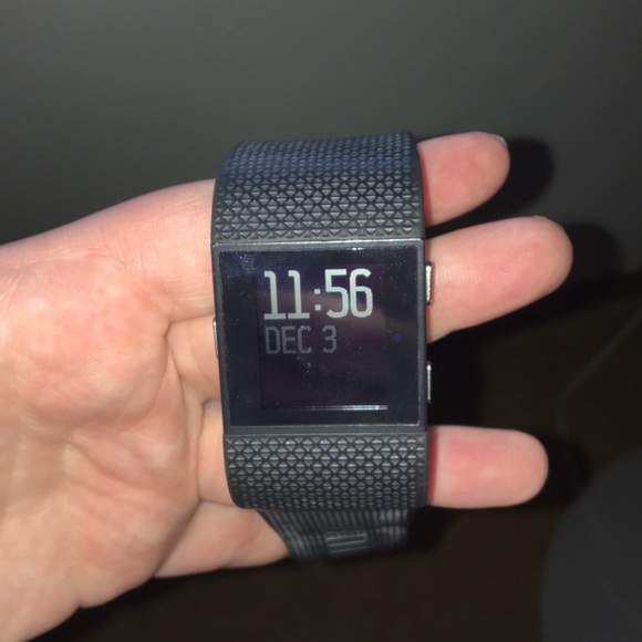working fitbit surge - Picture 4 of 5